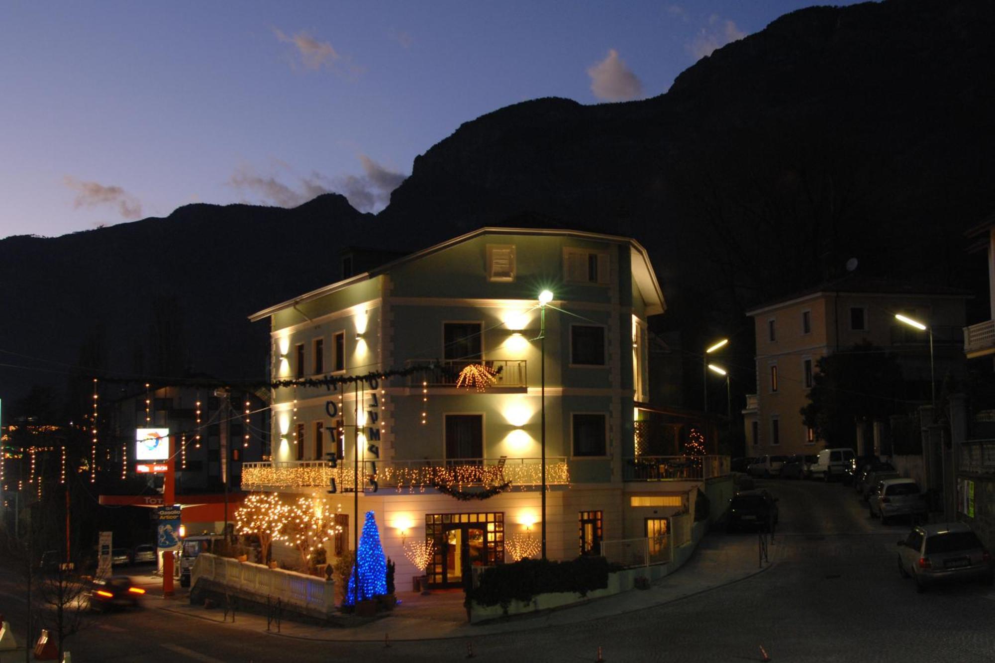 Hotel Olympic Saint-Vincent Exterior photo
